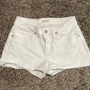 White Shyanne Cut Off Shorts Size 30